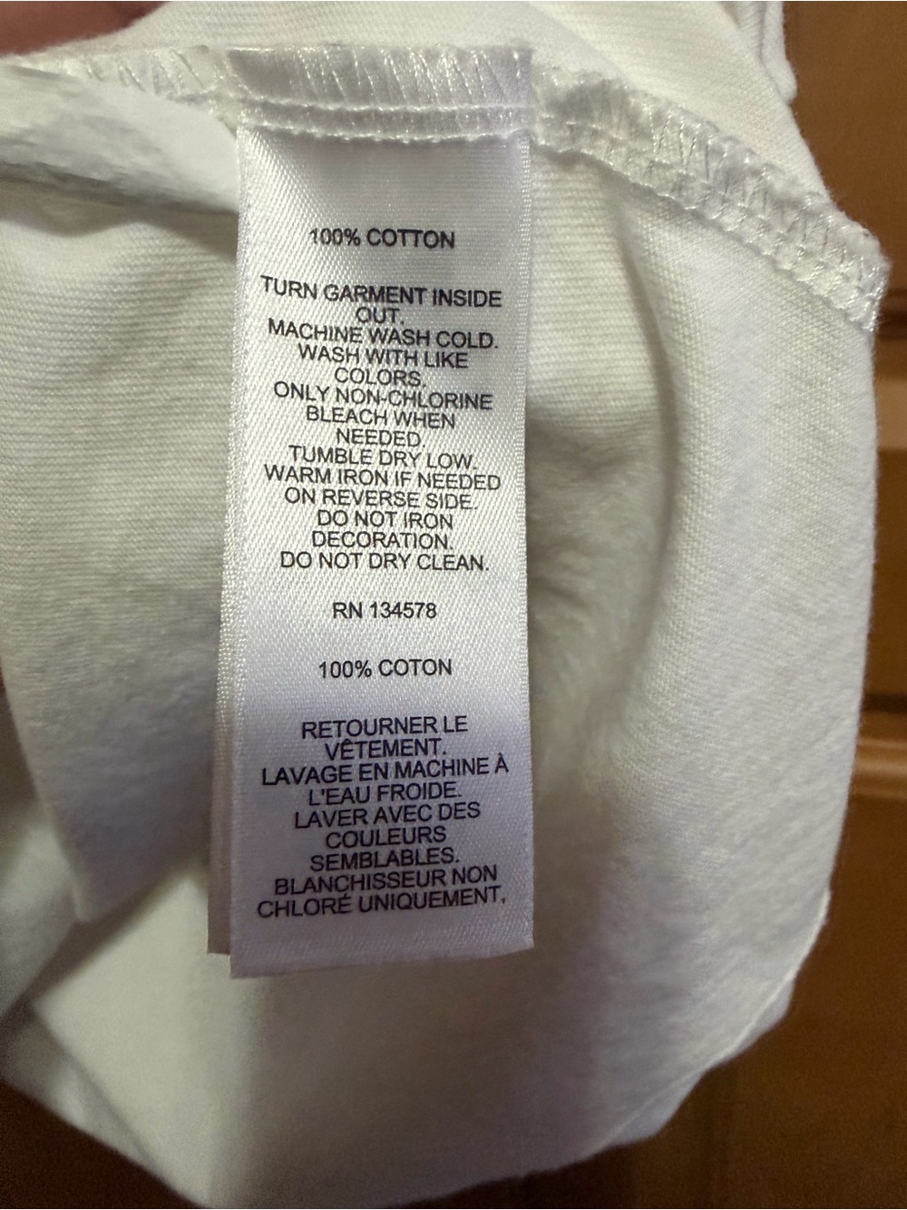 Vineyard Vines Men's White Pocket T‑Shirt - Picture 3 of 5